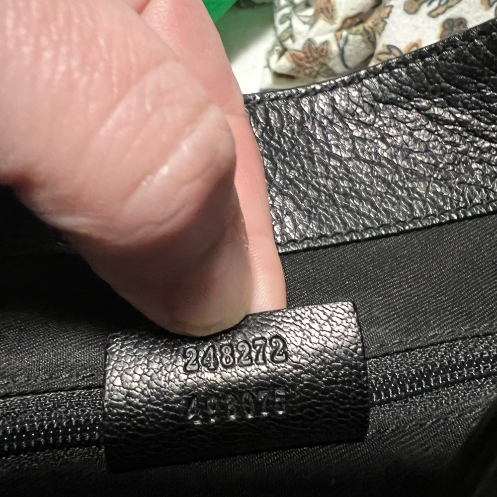 Gucci guccissima black shoulder hobo. - Picture 4 of 16